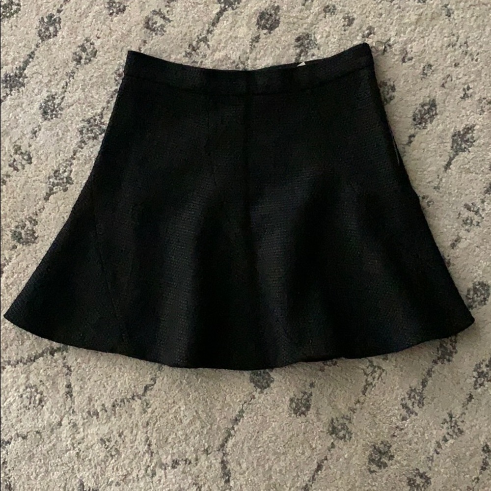 Zara black flip/flounce skirt never worn